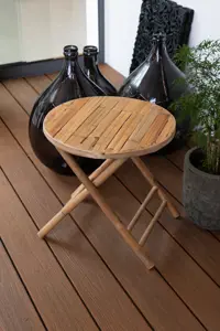 Juniper sivupöytä