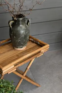Juniper tarjotinpöytä