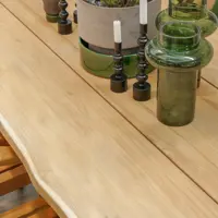 Berry ruokapöytä
