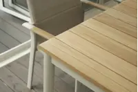 Chamomile suorakulmainen ruokapöytä