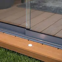 Ultrashield® WPC -reunalauta